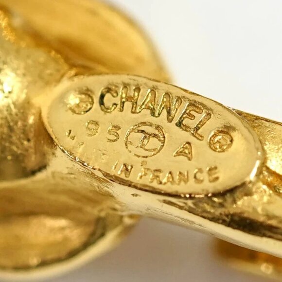 CHANEL CC Logo Flower Filigree Round Necklace 31&#034; Gold Tone 95A Auth w/Box - Picture 7 of 9